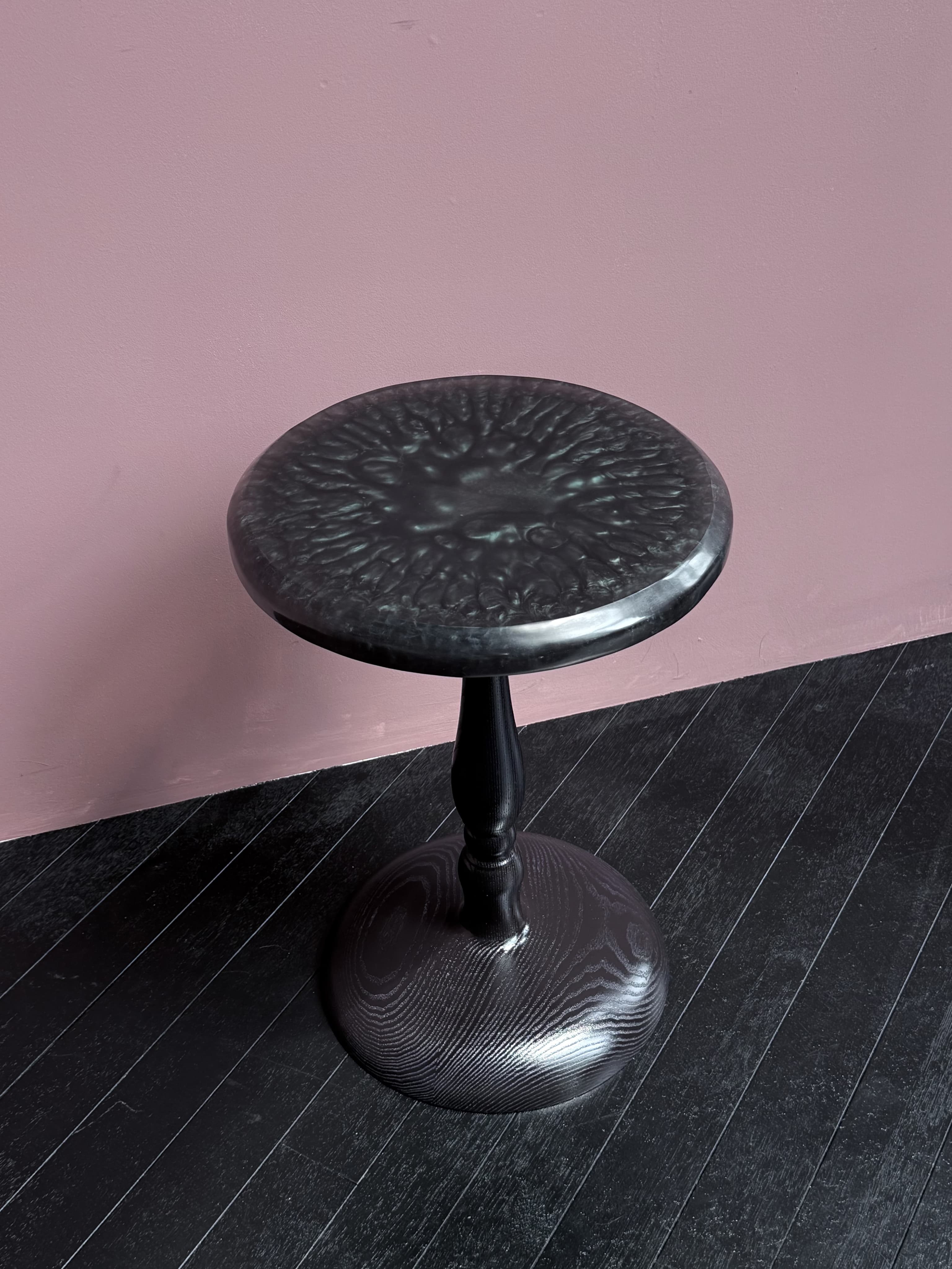 Black & Deep Purple Resin Side Table — 7